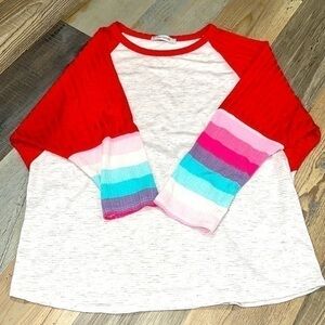 Ces femme rainbow raglan top